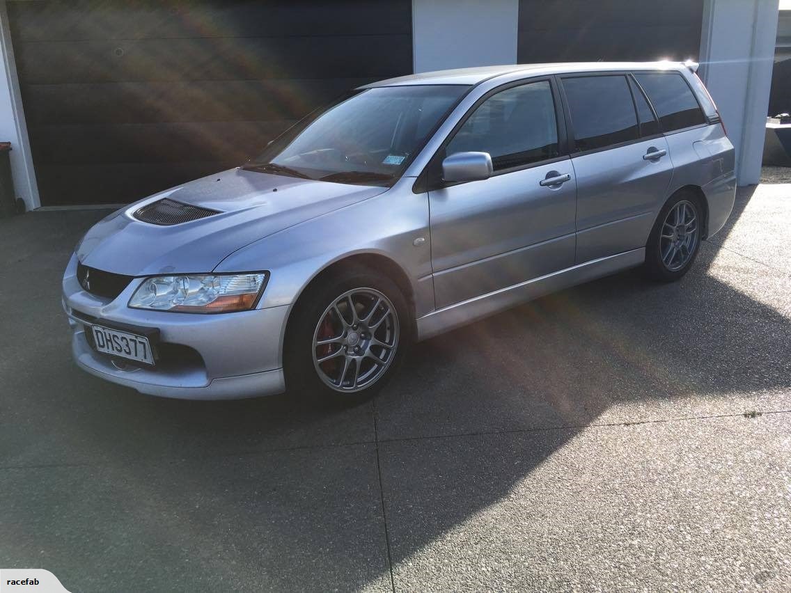 Lancer evolution 9 wagon